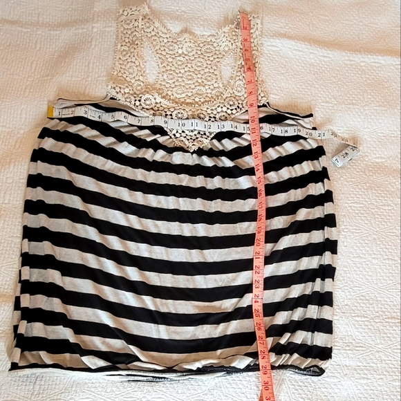 ToTo Collection Lace Shoulder Tank Top Color Black/White Size 2XL Used 1 time - Picture 5 of 6